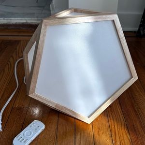 Light therapy lamp